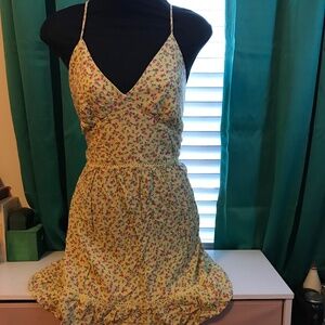 American Rag Yellow Floral Mini Dress | Ruffle Hem | Spaghetti Strap | Size 13